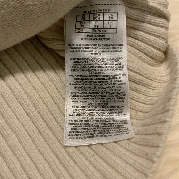 GUESS Faux Fur Zip-up Vest - XS - Picture 2 of 9